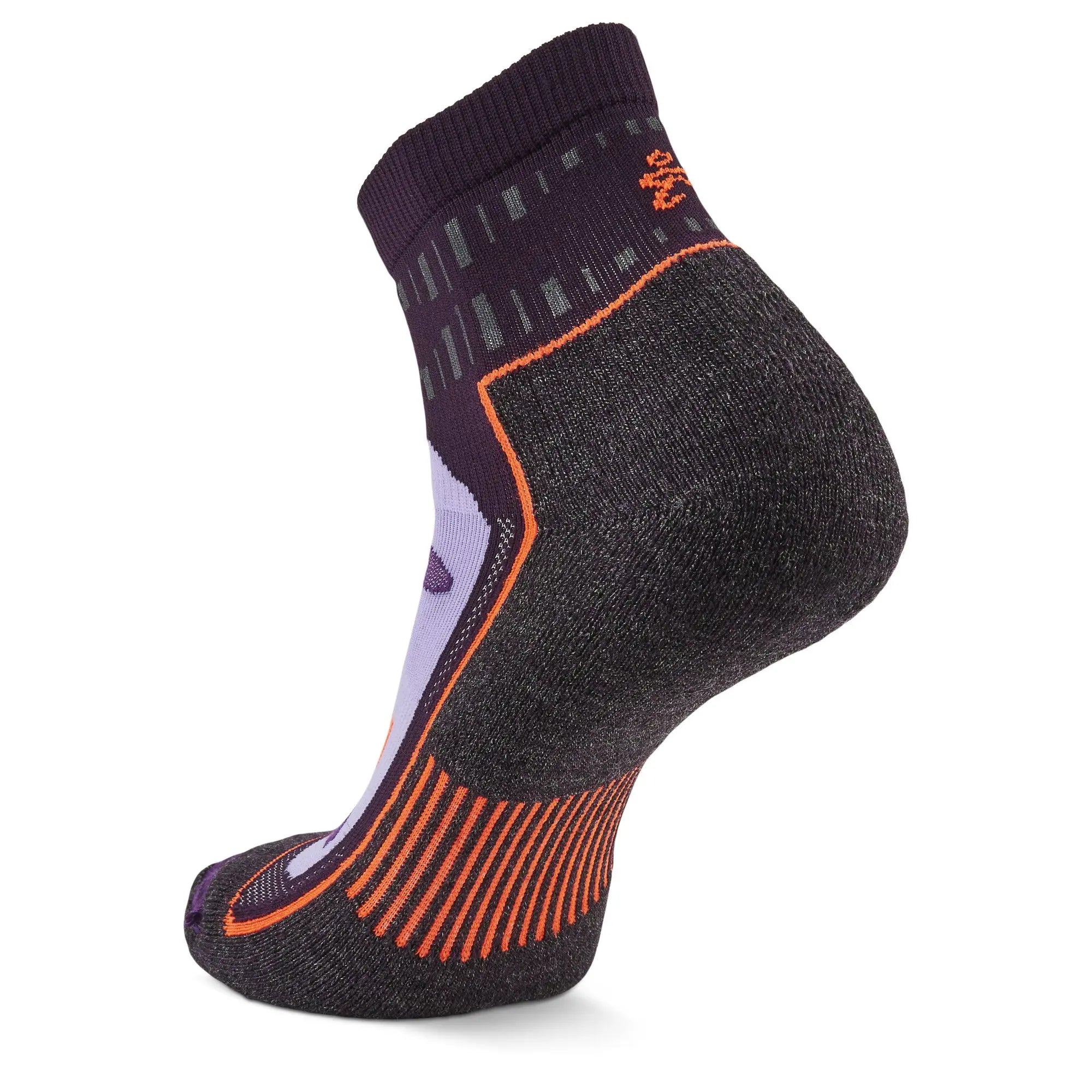 Title Nine Crew Socks Beluga Running Socks Blister Resist Quarter Running Socks, Plum – Balega